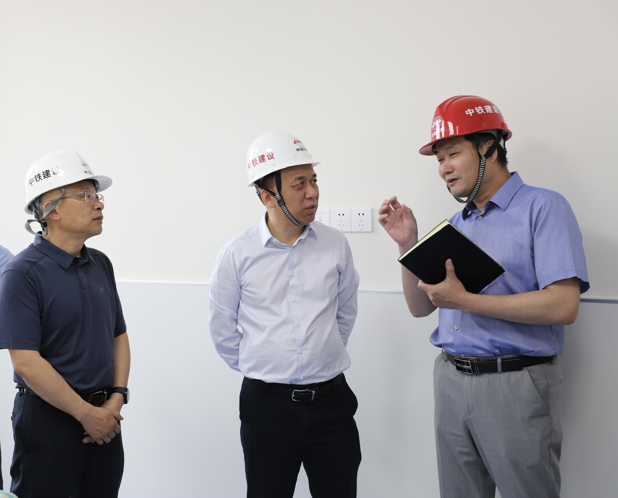 B8110DCC-6BAA-4062-8F68-9421EA473F89